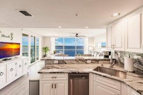 Southern Comfort - Updated Waterfront Condo